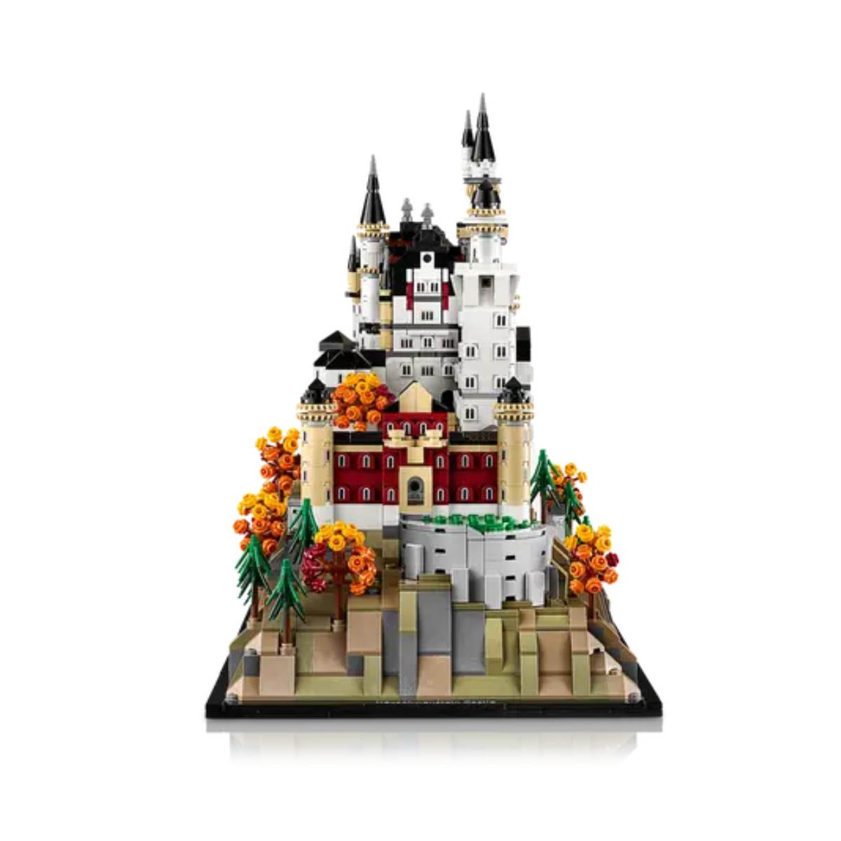 Lego® Architecture: Neuschwanstein Castle - Bavaria, Germany  | Lego| Image 2