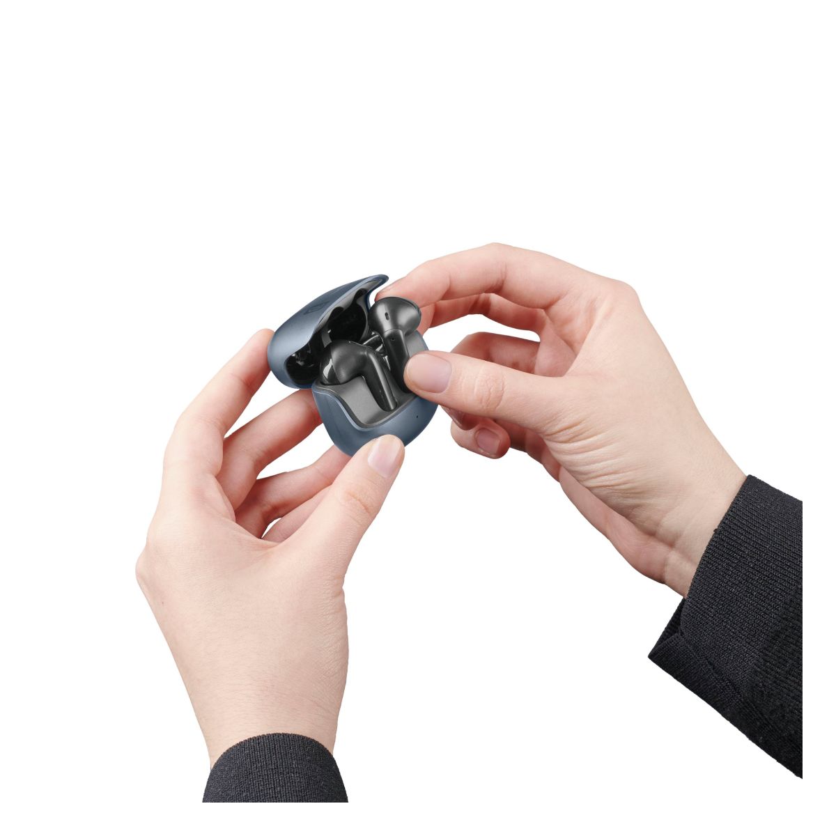 CELLULAR LINE Call Purely Bluetooth True Wireless Headphones, Black | Cellular-line| Image 3