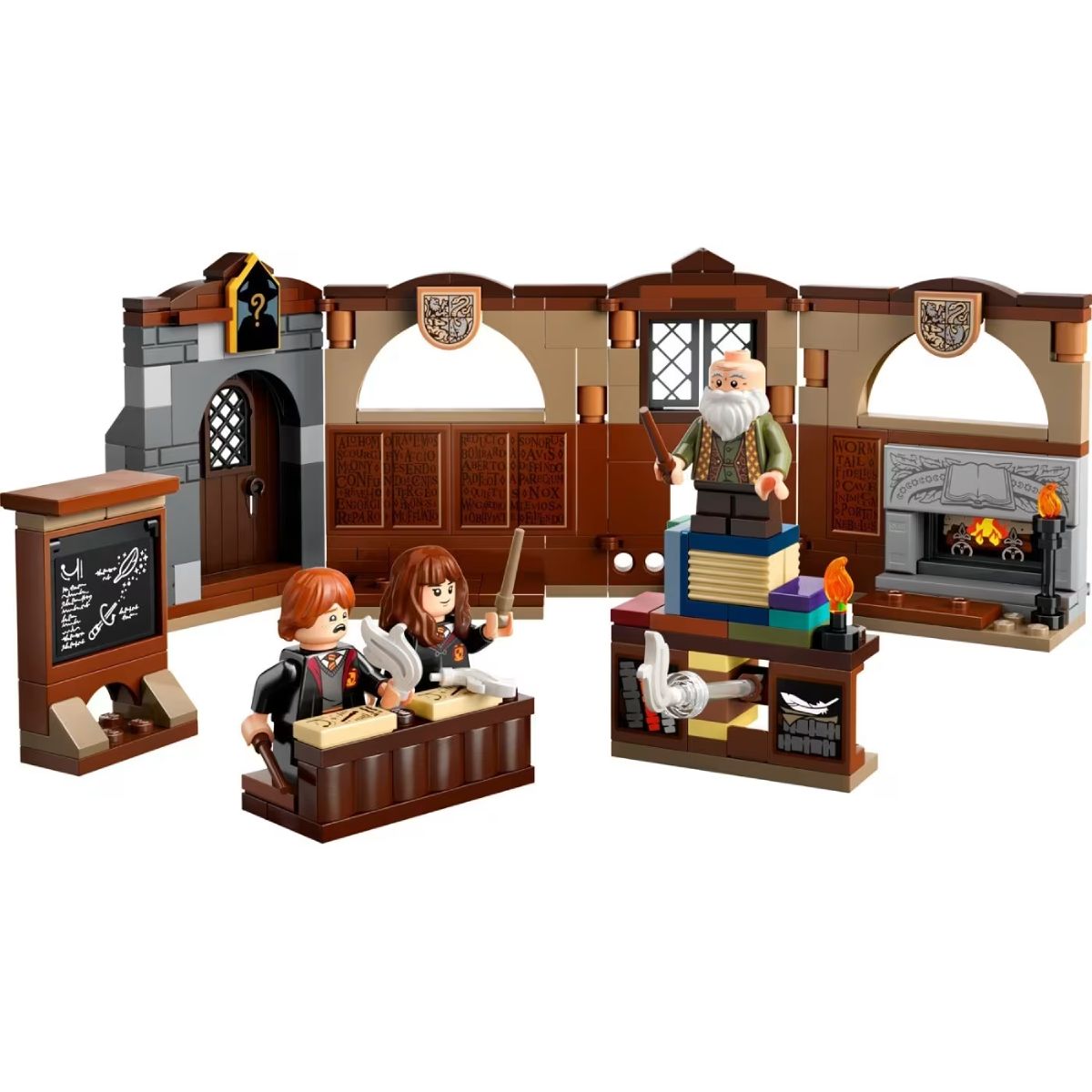 LEGO® 104868 Harry Potter™ Κάστρο του Hogwarts: Μάθημα Ξορκιών product image  | image 3