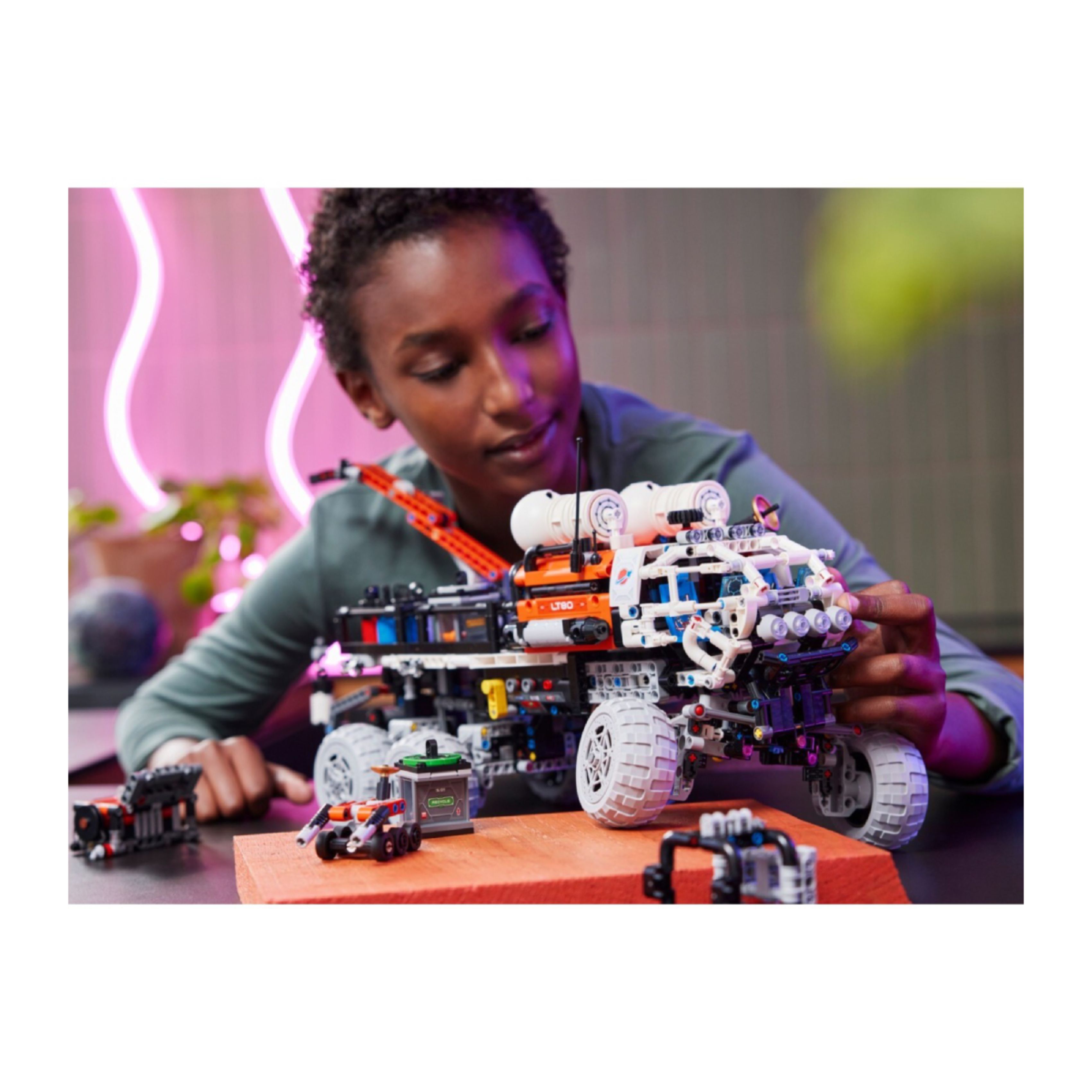 LEGO® 95771 Technic – Επανδρωμένο Ερευνητικό Ρόβερ του Άρη | Lego| Image 7