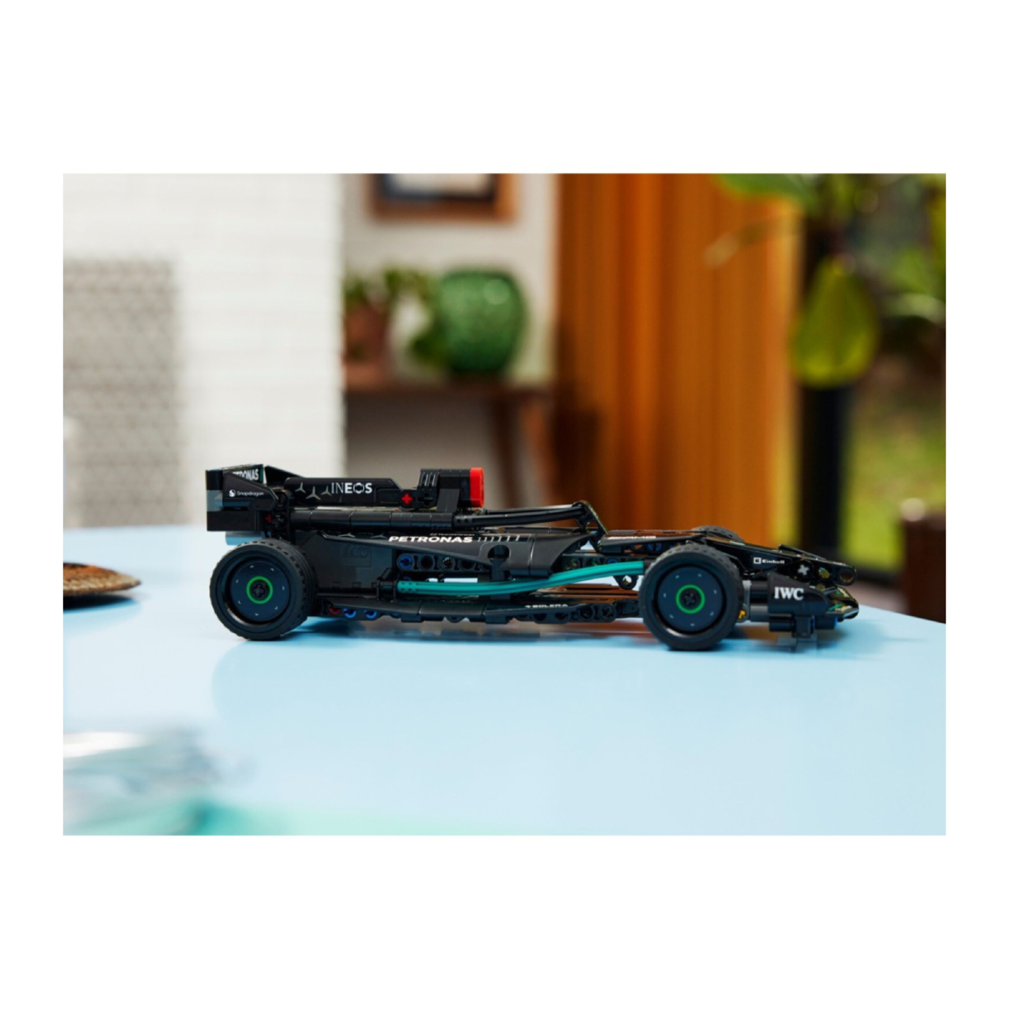 LEGO® 95756 Technic –Mercedes‑AMG F1 W14 E Performance Pull‑Back | Lego| Image 6