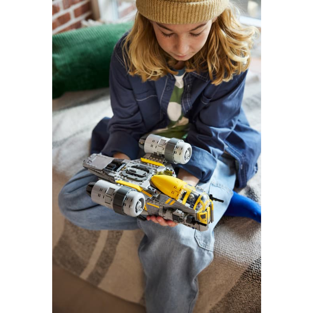 LEGO 75447 Star Wars The Razor Crest™ product image  | image 10